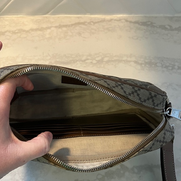 Authentic GUCCI Diamante Clutch Bag - Picture 7 of 15